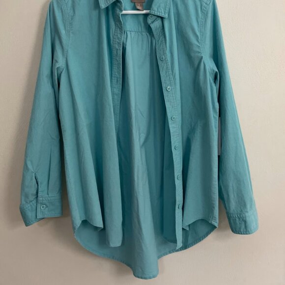 Chico’s Baby Cord Button-Front Shirt, Aqua Reef Size 1 Med 🌊 For a good cause! - Picture 2 of 8